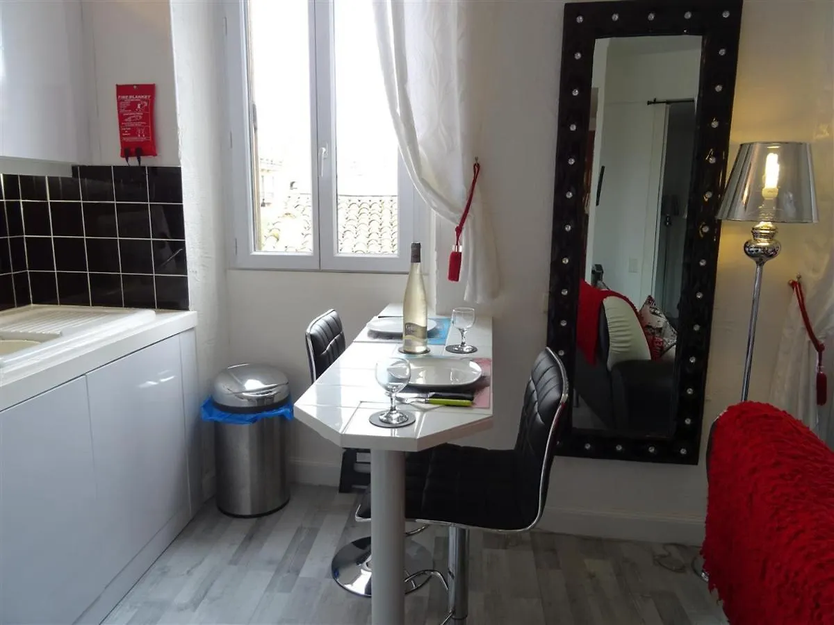 Apartment Rue St Antoine Cannes